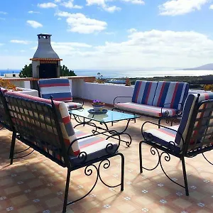Villa Casa Tara, Mácher